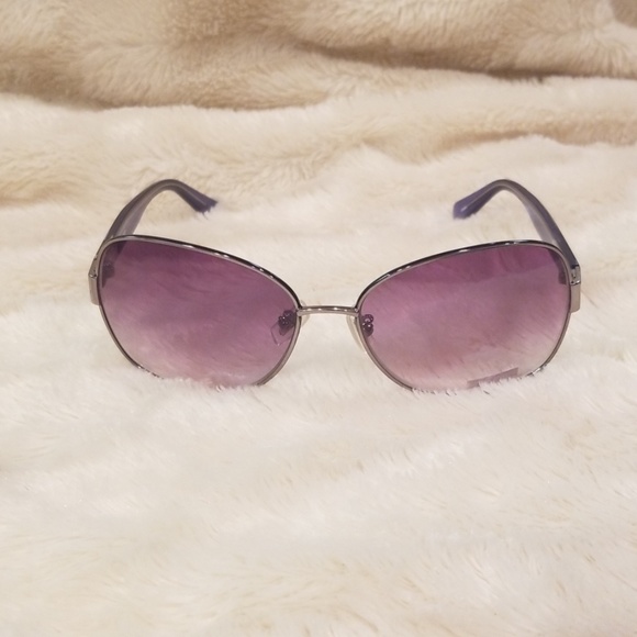 Coach Sunglasses - Picture 2 of 3